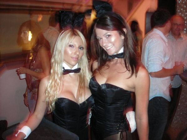 Photo from the Syzmo Energy party at the Hefner Suite at the Palms during NBWA 2007. The image itself is unavailable.