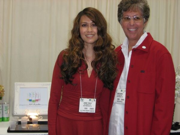 Jan Towle and Karen Borie of Live Energy Drink at the ATO-FF 2008 trade show. The photo is unavailable, so the scene is not described further.
